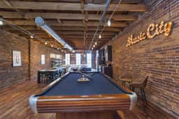 The Library - Music City - Downtown Penthouse
