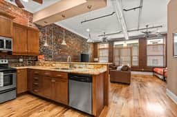 The Johnny Cash- Lofts at Noel Court, Downtown